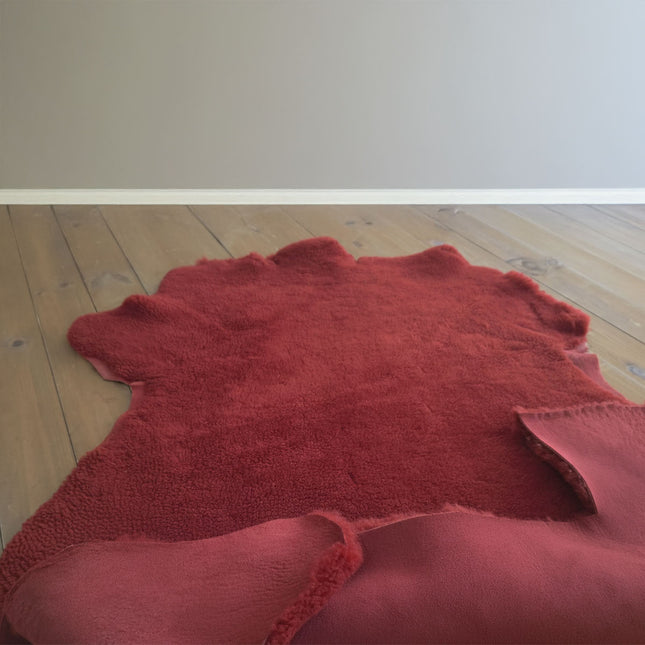 Curly Shearling Sheepskin Hide 12mm Wool Length – Bordeaux