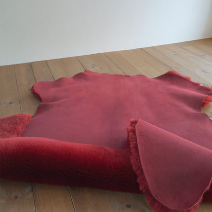 Double Face Suede Sheepskin Hide 20mm Wool Length – Bordeaux