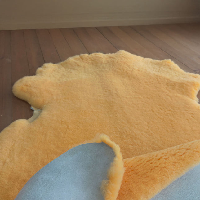 Polishing Sheepskin 26mm Wool Length – Yellow